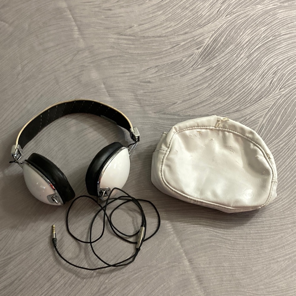 Skullcandy Rocnation headphones